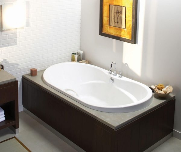 Maax Living 7242 Bathtub